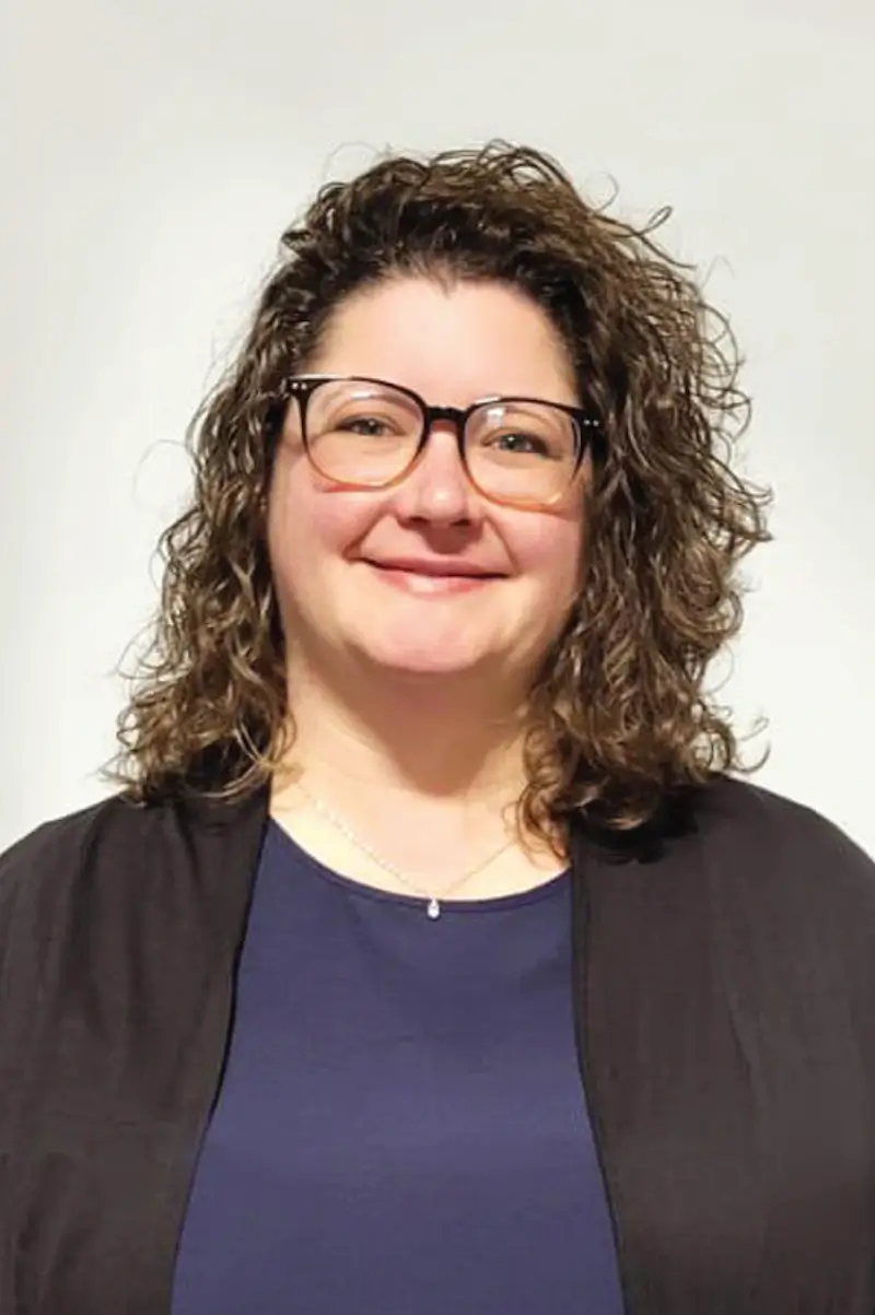 Our Team Of Experts 16 Renne Robinson web